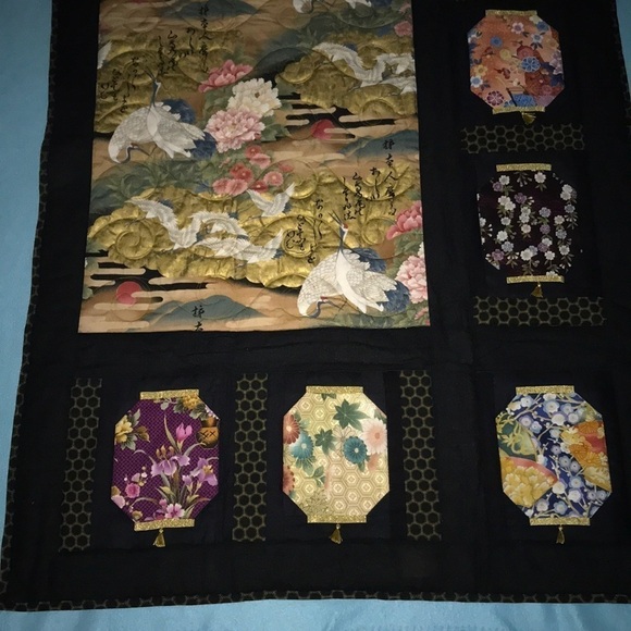 QUILT- hand made lap quilt “Lanterns with tassels” reversible 🌸Host Pick🌸 - Picture 1 of 3